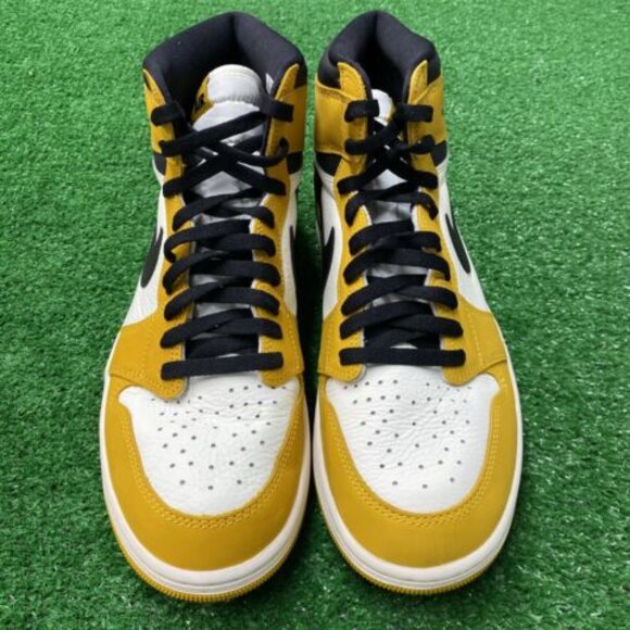 Nike Air Jordan 1 Retro High OG Men Basketball Shoe Yellow DZ5485-701 VNDS Sz 11 - Picture 2 of 9